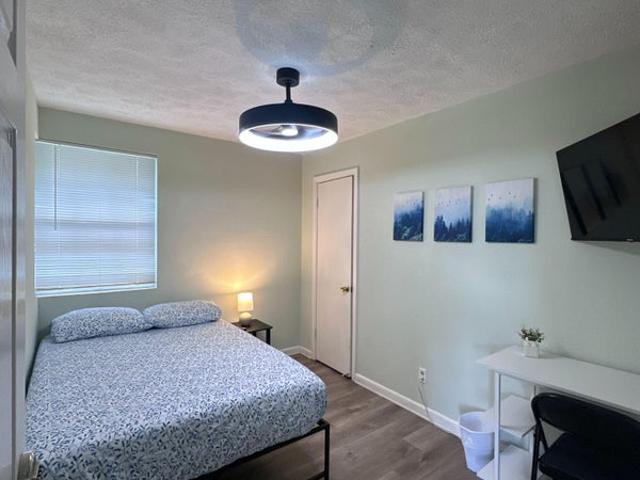 Room for rent in Jacksonville, Florida