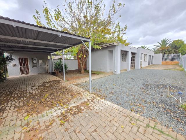 Apartment for rent in Mangaung Ward 19, Bloemfontein
