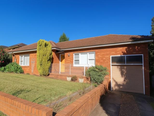House for rent in Mobbs Hill, Sydney