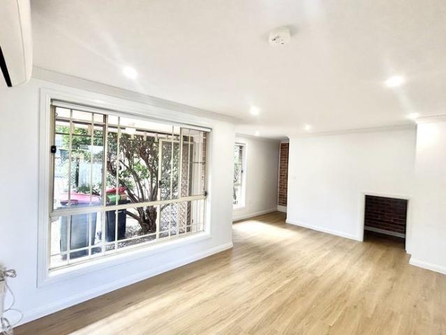 Townhouse for rent in Sydney, New South Wales