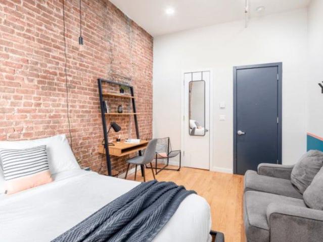 Room for rent in Arverne, New York