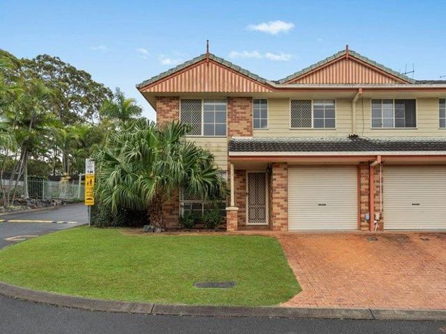 Townhouse for rent in Toombul, Queensland