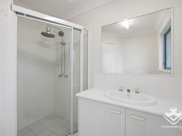 Townhouse for rent in Fernbrook, Queensland