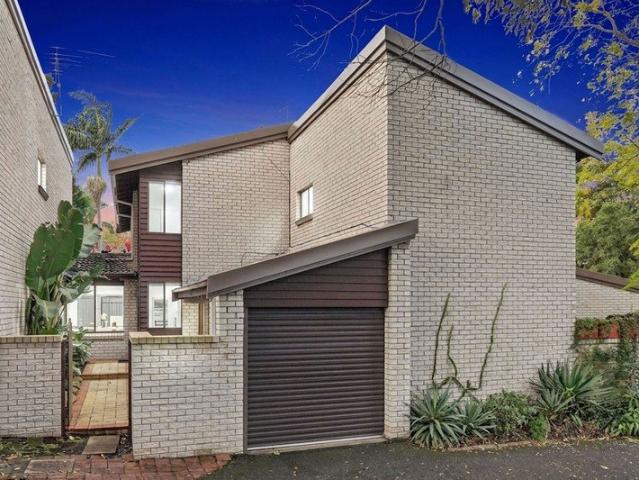 Townhouse for sale in Sydney, New South Wales