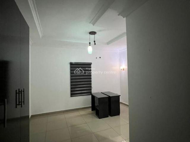 Flat for rent in Shomolu, Abuja