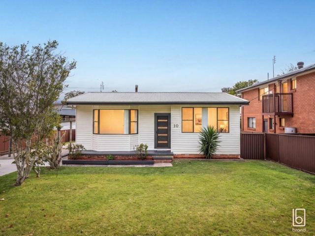 House for sale in Canton Beach, Central Coast Council