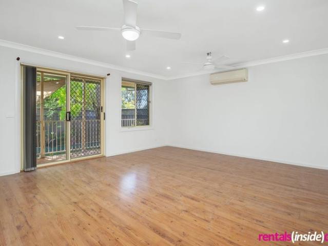Townhouse for rent in Sydney, New South Wales
