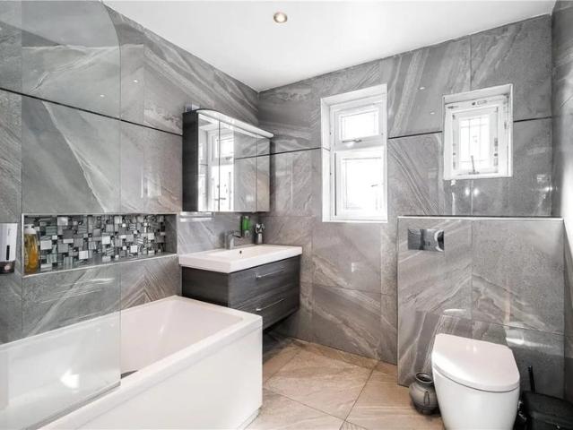 House for rent in Chadwell Heath, Greater London