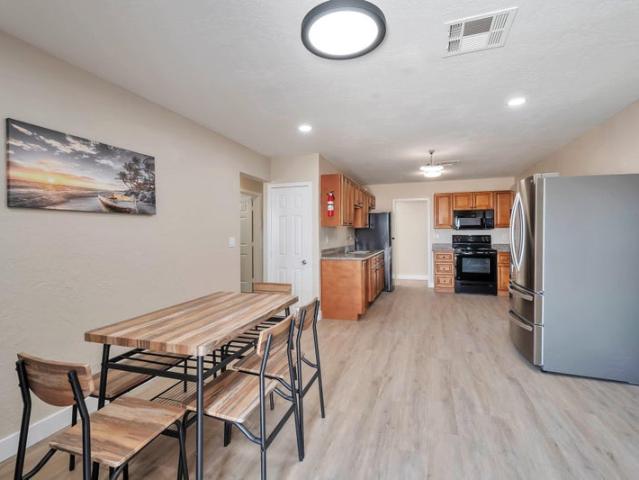 Room for rent in Laveen, Arizona