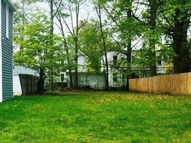 Land for sale in Lakewood