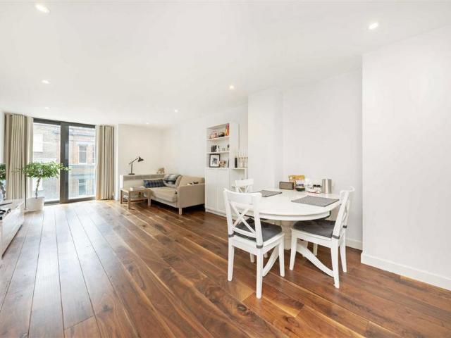 House for rent in East Marylebone, Mayfair