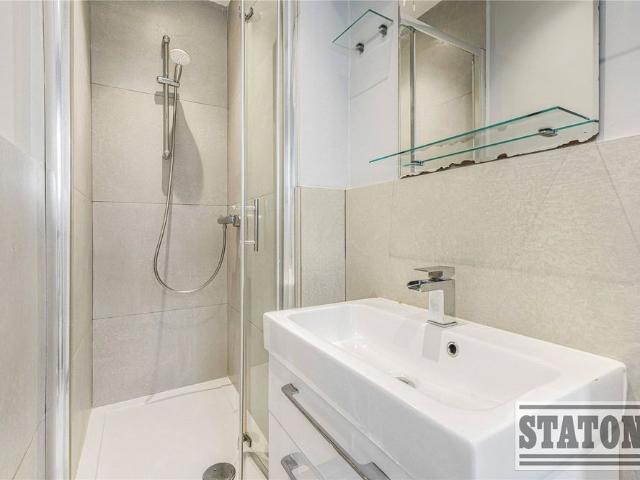 House for rent in Hadley Wood, Greater London