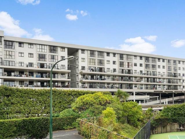 Apartment for rent in Newmarket