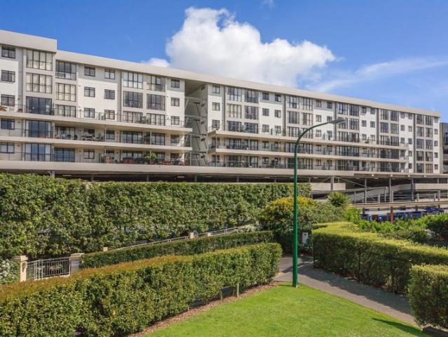 Apartment for rent in Newmarket