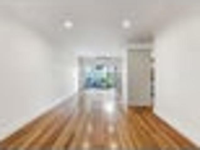 Townhouse for rent in Auckland, Oroua County