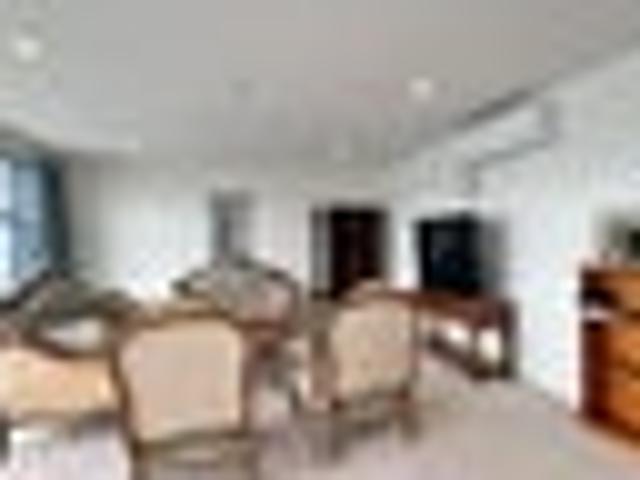 Apartment for rent in Newmarket