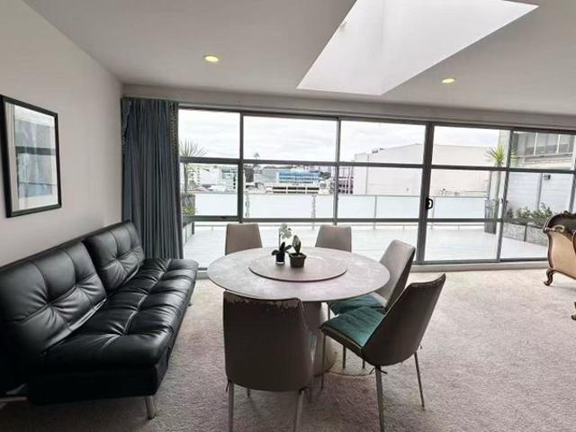 Apartment for rent in Newmarket