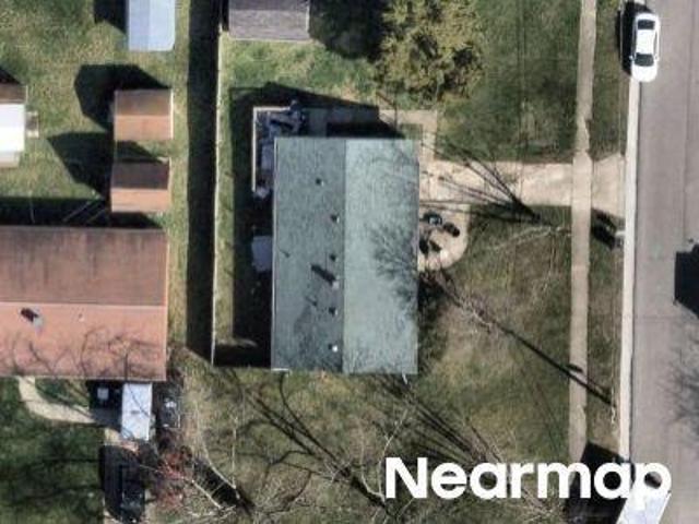 House for sale in Roselawn, Ohio