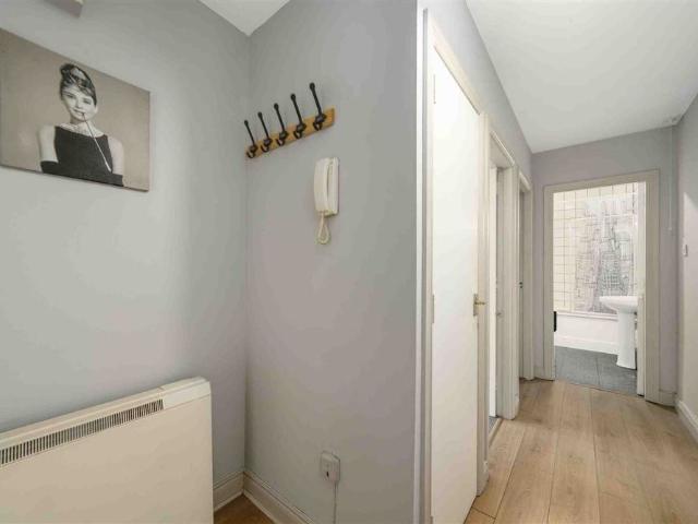 Apartment to rent in Bluebell, North Tipperary