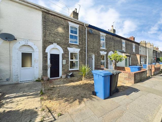 House for rent in Heigham Grove, East Bank