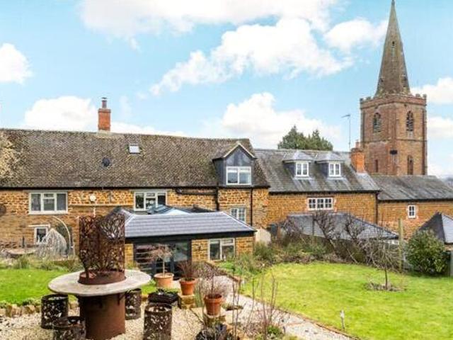 House for sale in West Northamptonshire, England