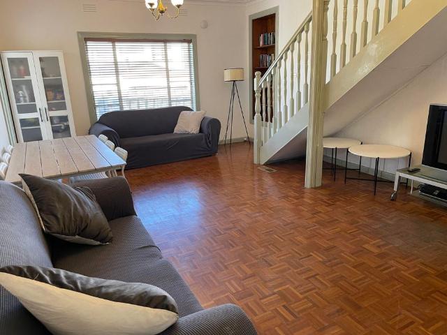 Room for rent in Newport, Melbourne