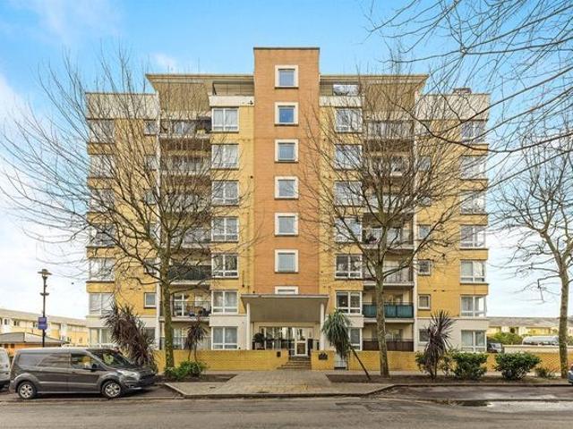 Apartment for rent in Virginia Quay, Blackwall