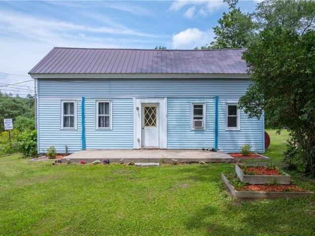 House for sale in Newport
