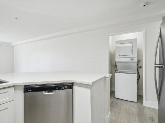 Apartment for rent in Costa Mesa, California