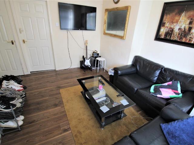 House for rent in Burley, Leeds