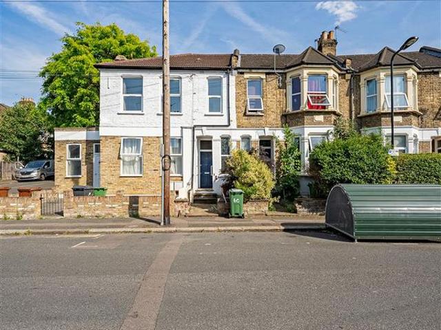 Apartment for rent in Leytonstone, Greater London