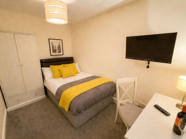 Room for rent in Caversham, Reading