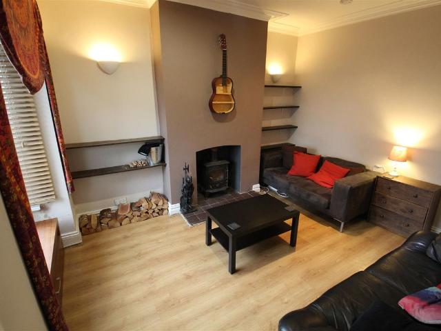 House for rent in Burley, West Yorkshire