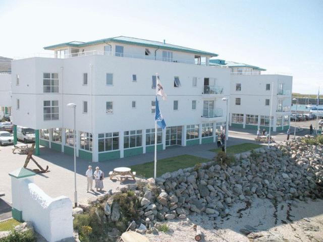 Apartment for rent in Pentre Pella, Llaingoch