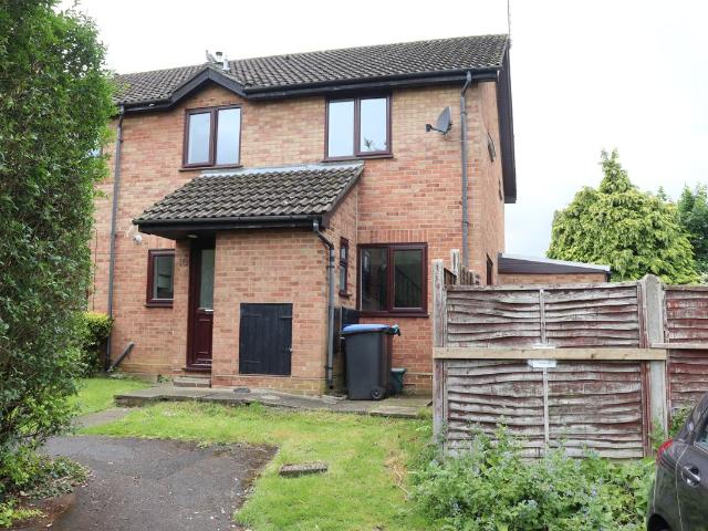House for rent in Goldsworth Park, Woking