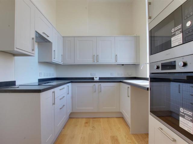 Apartment for rent in Southgate, Greater London
