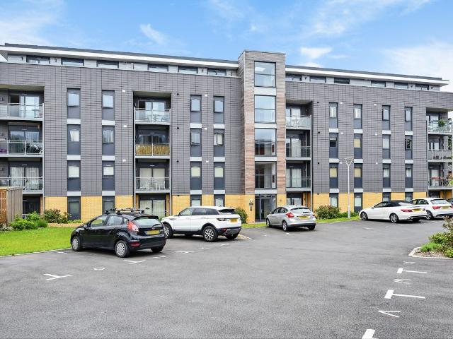 Apartment for rent in St Albans, Five Acres