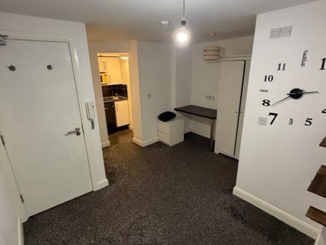 Apartment for rent in Huddersfield, West Yorkshire