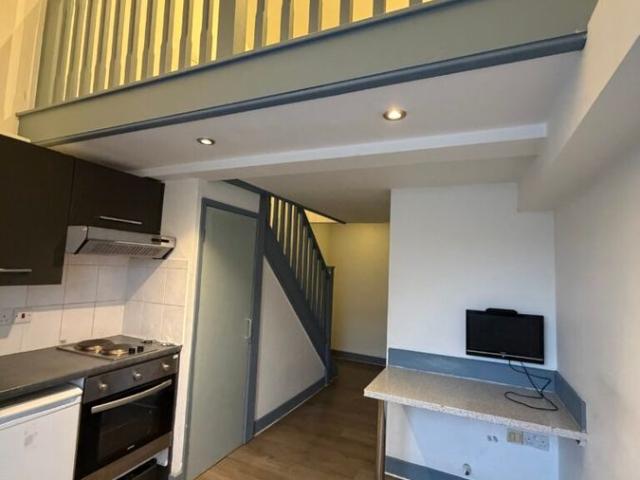 Apartment for rent in Huddersfield, West Yorkshire