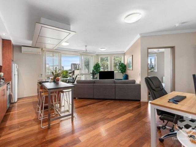 Apartment for rent in Toombul, Queensland