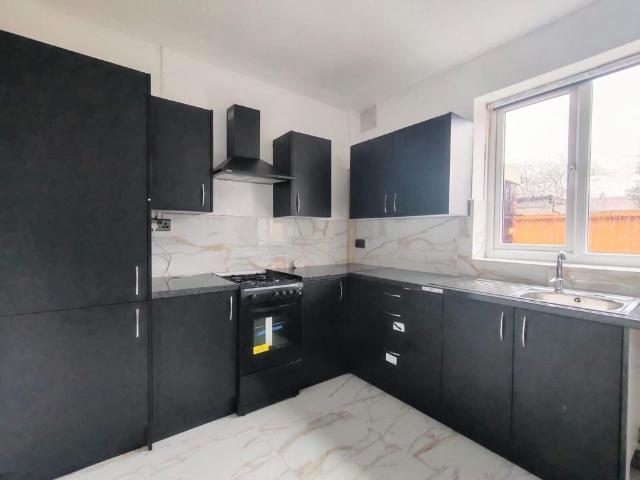 Apartment for rent in Fitzwilliam, West Yorkshire