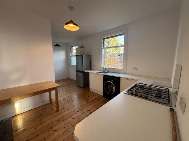 House for rent in London Borough of Ealing, Greater London