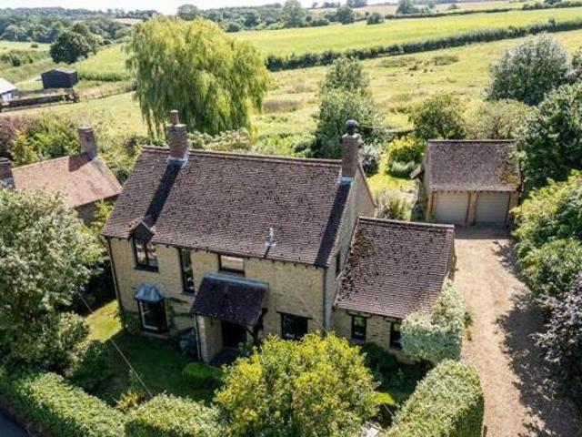 House for sale in Bedford