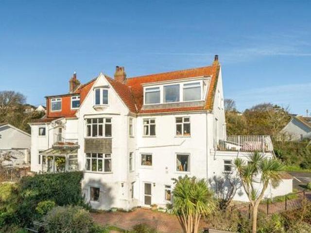 House for sale in Follaton, Strode