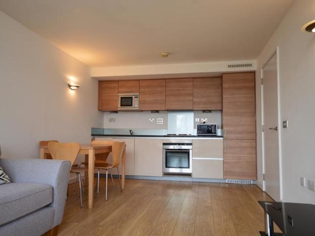 Apartment for rent in East Greenwich, Greater London