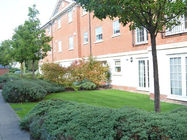 Apartment for rent in Enborne, West Berkshire