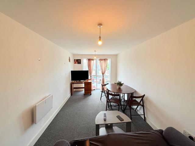Apartment for rent in Barwick, Yeovil