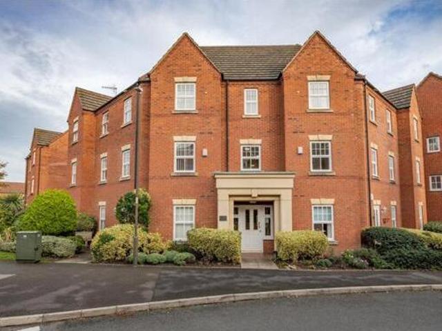 House for sale in Stoke Pound, Bromsgrove