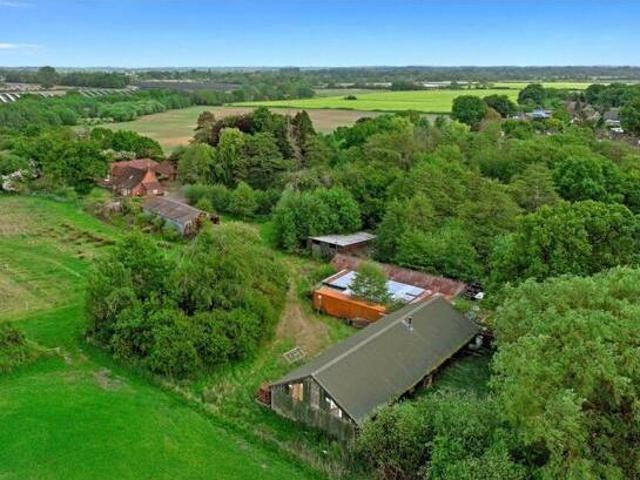 House for sale in East Bank, Norfolk