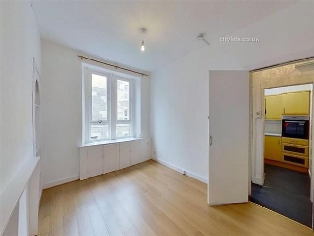 Flat for rent in Tynecastle, Gorgie